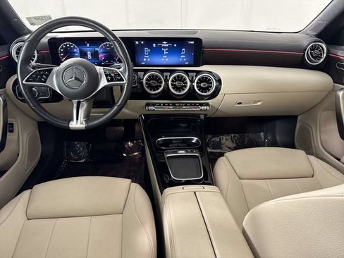 Used 2025 Mercedes-Benz CLA 250 4MATIC w/ Winter Package image 25