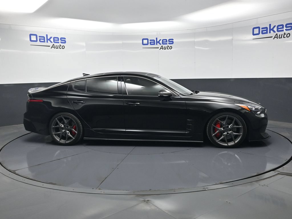 Used 2019 Kia Stinger GT1 AWD/4WD image 8