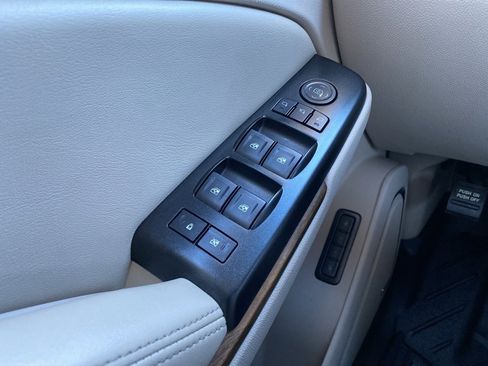 Used 2019 GMC Yukon Denali w/ Open Road Package image 44