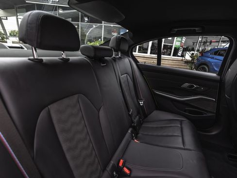 Used 2023 BMW M3 Competition w/ M Driver's Package RWD image 37