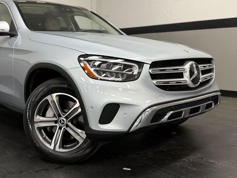 Certified 2022 Mercedes-Benz GLC 300 4MATIC image 3