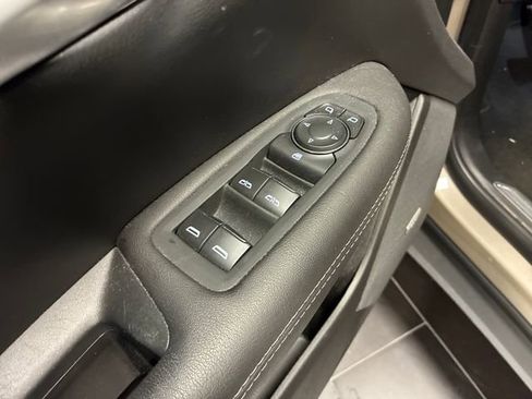 Certified 2023 Cadillac XT5 Luxury FWD image 11