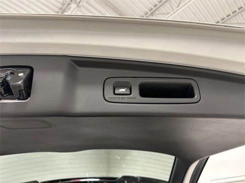 Used 2023 Honda CR-V EX-L image 25