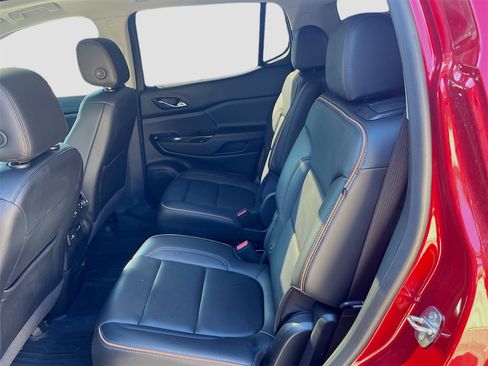 Used 2023 GMC Acadia AT4 w/ Technology Package image 26
