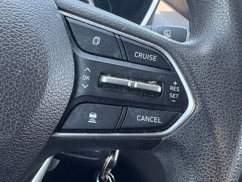 Used 2019 Hyundai Santa Fe SE image 29