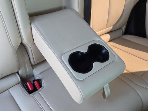 Used 2023 Jeep Grand Cherokee 4WD 4xe image 61