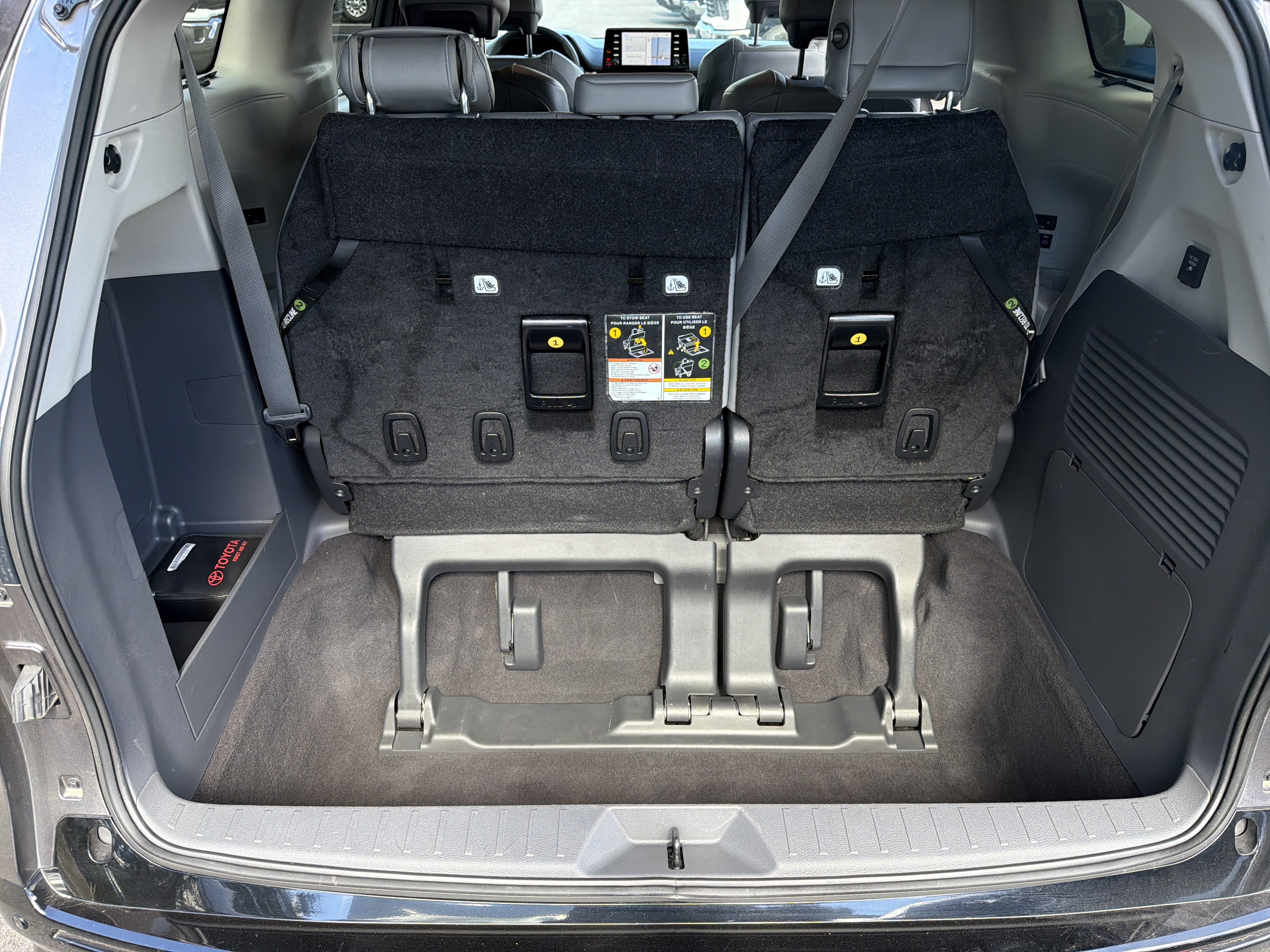 Used 2024 Toyota Sienna Limited AWD/4WD image 34