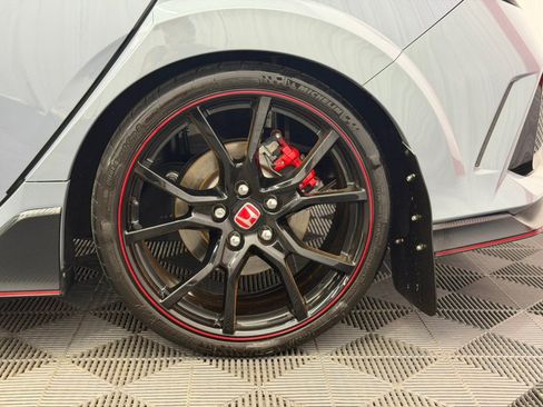 Used 2019 Honda Civic Type R image 40