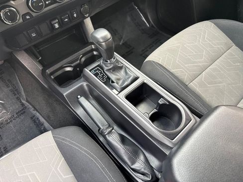 Used 2023 Toyota Tacoma TRD Sport w/ Black Out Package (TMS) AWD/4WD image 12