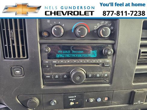 Used 2018 Chevrolet Express 3500 w/ Driver Convenience Package image 18