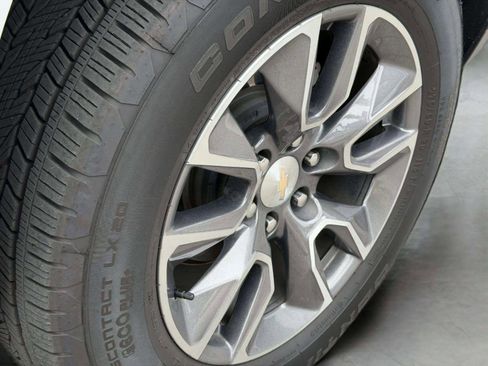 Used 2022 Chevrolet Tahoe LT w/ Luxury Package image 47