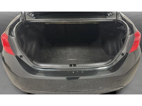 Used 2017 Toyota Corolla SE w/ Carpet Mat Package (TMS) FWD image 20