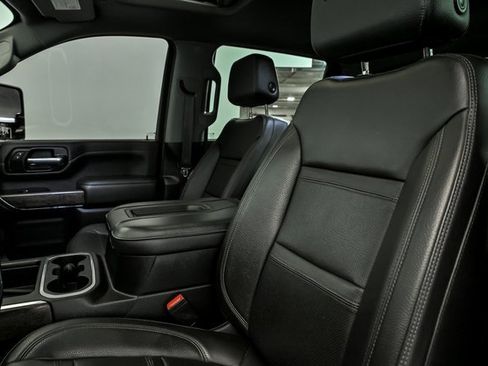 Used 2022 GMC Sierra 3500 Denali image 11