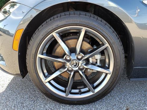 Used 2017 MAZDA MX-5 Miata RF Grand Touring RWD image 27