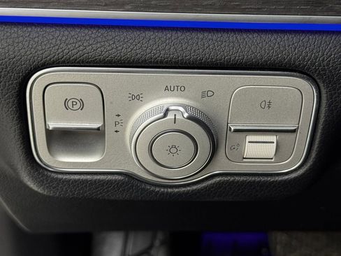 Used 2022 Mercedes-Benz GLE 350 4MATIC image 34