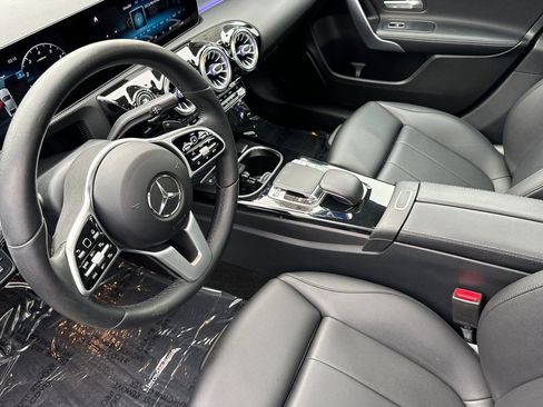 Used 2019 Mercedes-Benz A 220 image 10