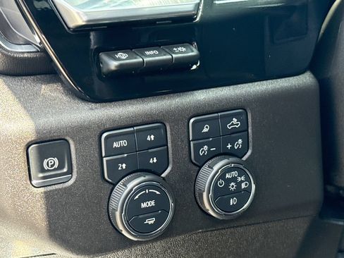 Used 2024 Chevrolet Silverado 2500 LTZ w/ LTZ Plus Package AWD/4WD image 15