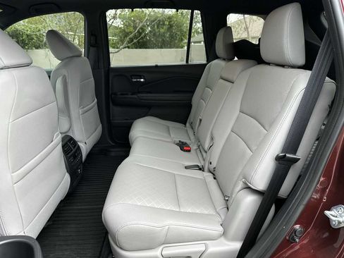 Used 2021 Honda Passport Touring image 18