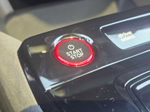 New 2025 Audi S6 e-tron Premium Plus image 30