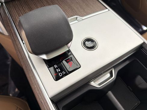 New 2026 Land Rover Range Rover SE image 22