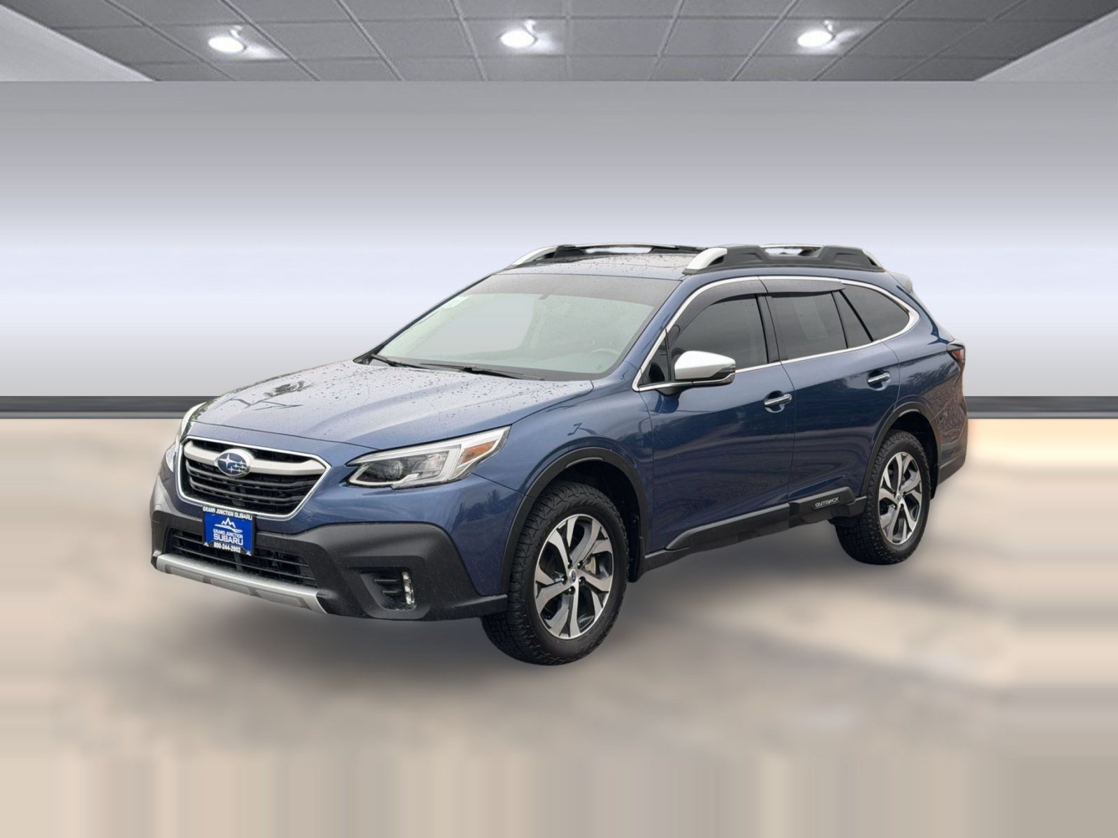 Used 2021 Subaru Outback Touring XT AWD/4WD image 1