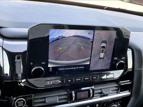 Used 2024 Nissan Pathfinder Platinum w/ Cargo Package image 11