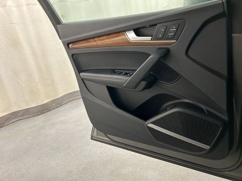 Used 2023 Audi Q5 2.0T Premium Plus image 19