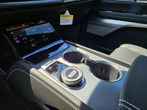 New 2027 Cadillac Vistiq Sport AWD/4WD image 24