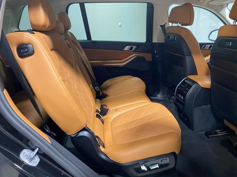 Used 2023 BMW X7 xDrive40i w/ Premium Package image 20