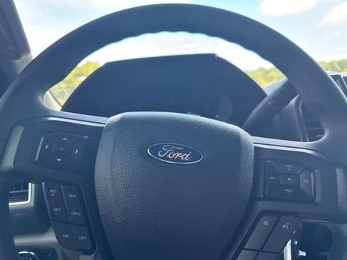 Used 2022 Ford F350 XLT w/ Black Appearance Package AWD/4WD image 22