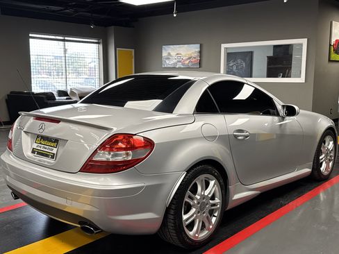 Used 2006 Mercedes-Benz SLK 350 image 17