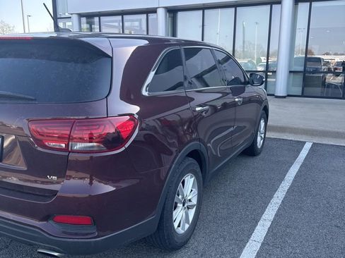 Used 2020 Kia Sorento LX image 7