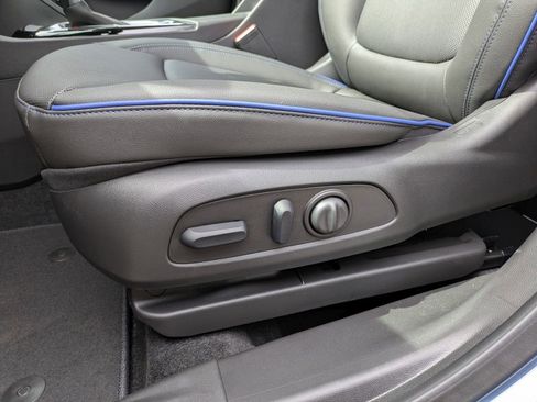 New 2026 Buick Encore GX Sport Touring image 13