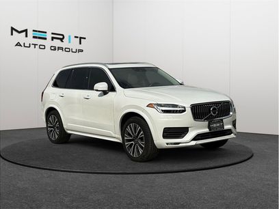Used 2021 Volvo XC90 T6 Momentum