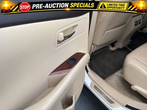 Used 2013 Lexus RX 350 AWD w/ Navigation Pkg image 28
