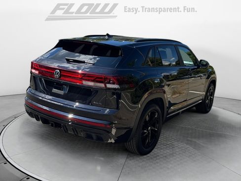 New 2026 Volkswagen Atlas Cross Sport SE image 7