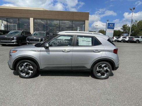 New 2026 Hyundai Venue SEL image 2