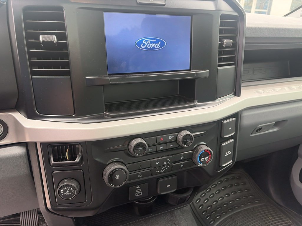 Used 2026 Ford F350 XL RWD image 13