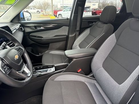 Used 2024 Chevrolet TrailBlazer LT w/ Convenience Package image 5