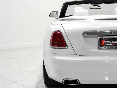 Used 2018 Rolls-Royce Dawn Base image 47