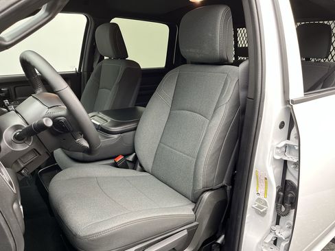 Used 2024 RAM 3500 Tradesman w/ Safety Group image 9