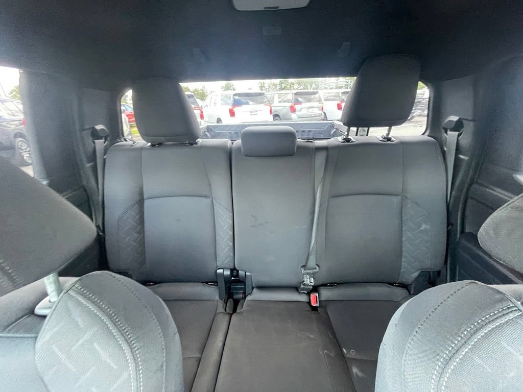 Used 2024 Toyota Tacoma SR5 RWD image 18