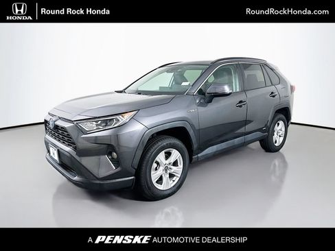 Used 2021 Toyota RAV4 XLE w/ Convenience Package AWD/4WD image 1