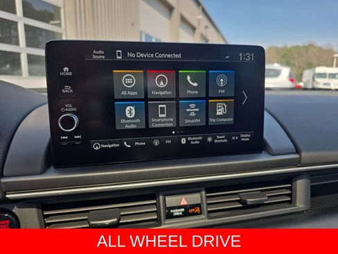 Used 2024 Honda Pilot Touring image 22