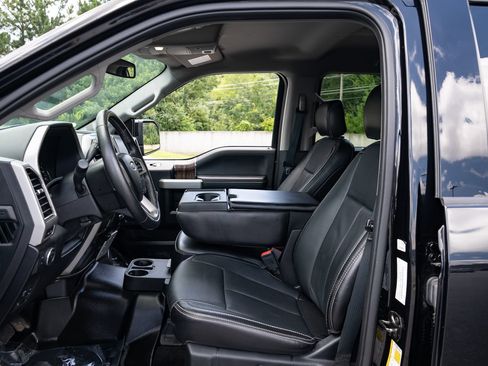 Used 2018 Ford F150 Lariat w/ Equipment Group 501A Mid AWD/4WD image 13