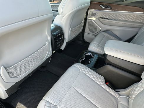 Used 2021 Jeep Grand Cherokee L Summit w/ Advanced Protech Group IV image 24