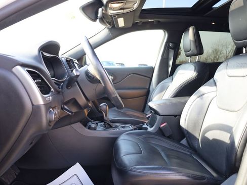 Used 2020 Jeep Cherokee High Altitude image 13