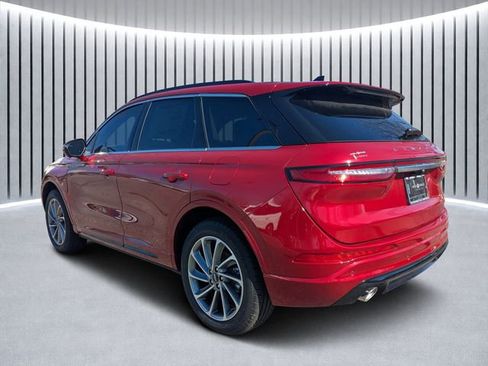 New 2025 Lincoln Corsair Grand Touring w/ Equipment Group 302A image 5