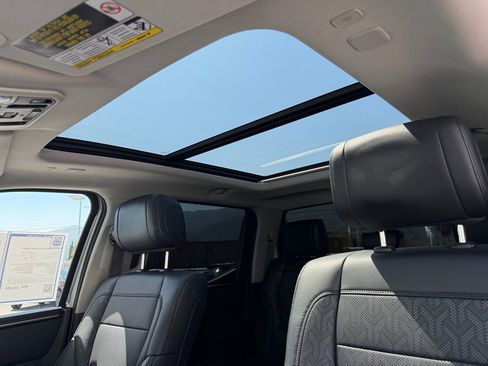 Used 2022 Toyota Tundra Limited w/ TRD Off-Road Package image 16