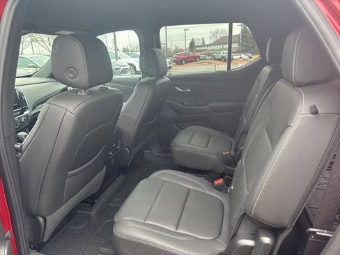 Used 2023 Chevrolet Traverse LT w/ LPO, Floor Liner Package image 10